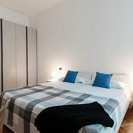 Ornella's House - Joivy Apartament Como