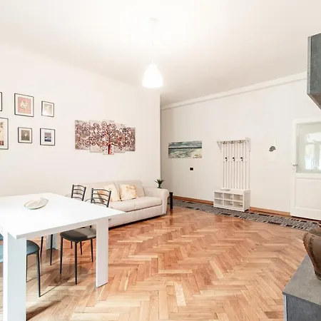 Ornella's House - Joivy * Como