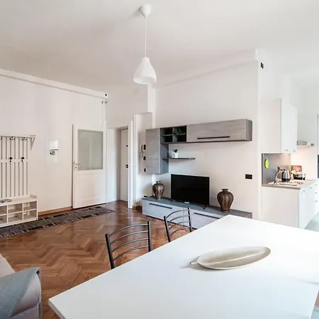 Apartament Ornella's House - Joivy Como