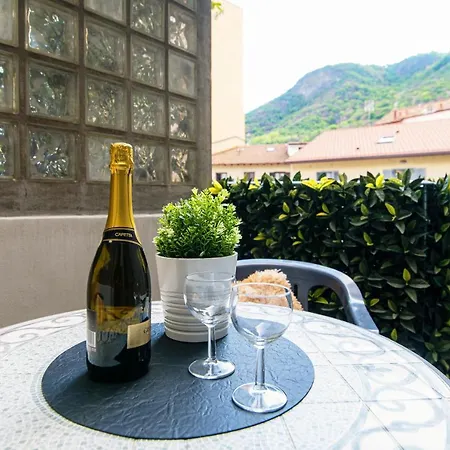 Apartament Ornella's House - Joivy
